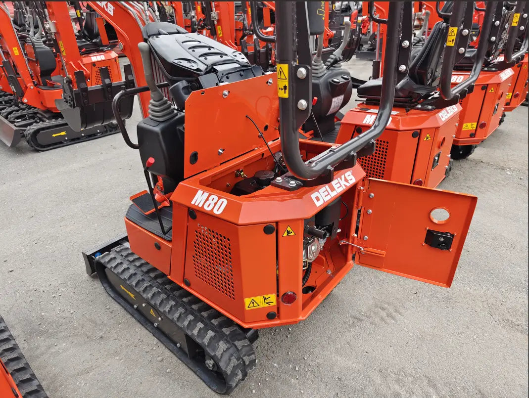 Mini-pelle compacte 0,85 tonne, moteur Briggs&Stratton essence DELEKS