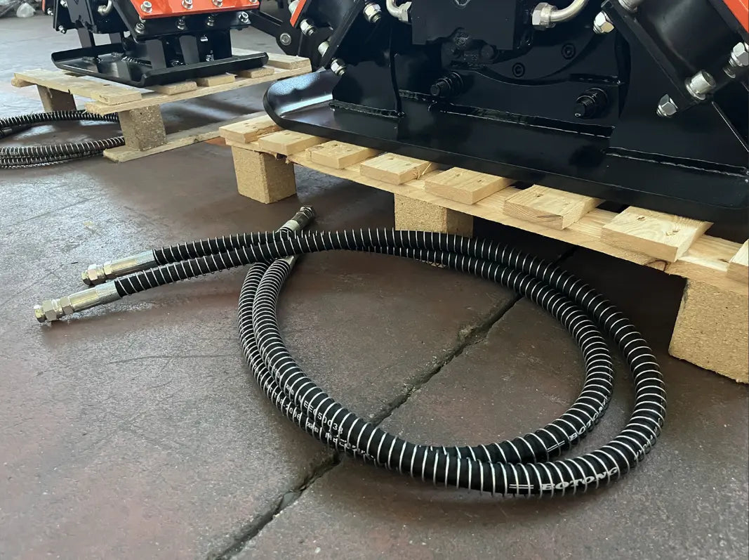 COMPACTEUR HYDRAULIQUES  POUR MINI PELLE DELEKS