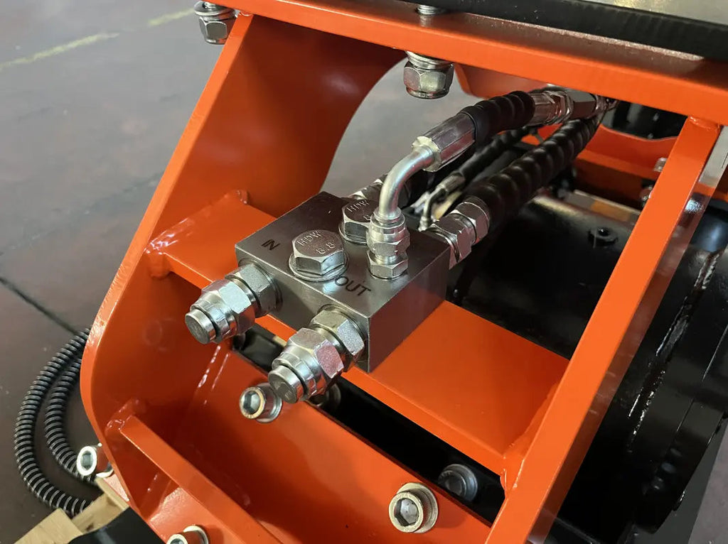 COMPACTEUR HYDRAULIQUES  POUR MINI PELLE DELEKS