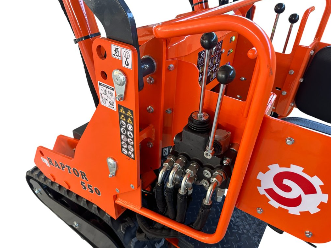 Mini chargeur / Valet de ferme RAPTOR 550.C SCD