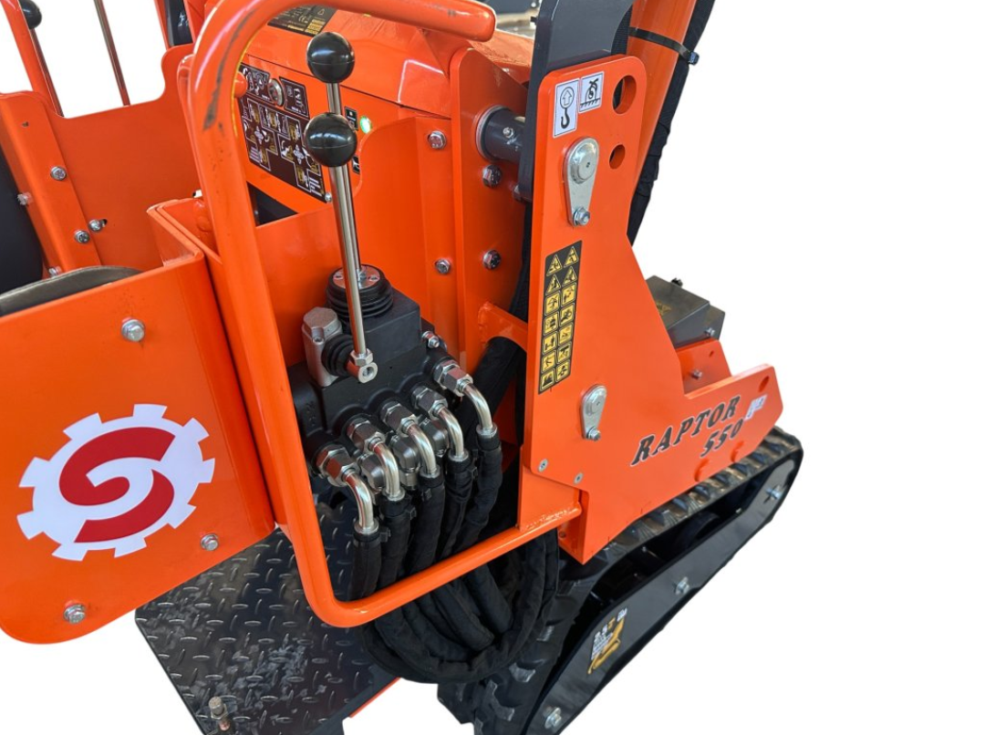 Mini chargeur / Valet de ferme RAPTOR 550.C SCD