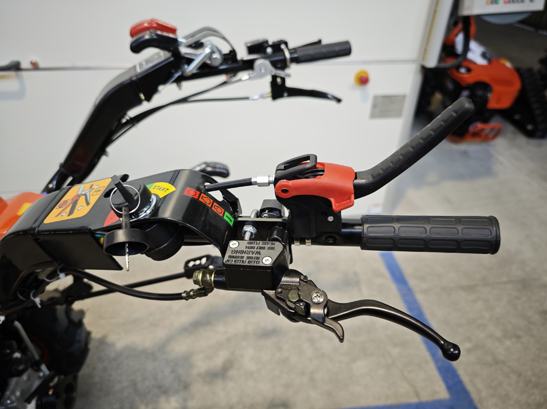 Motoculteur réversible, moteur Loncin 420cc essence DELEKS