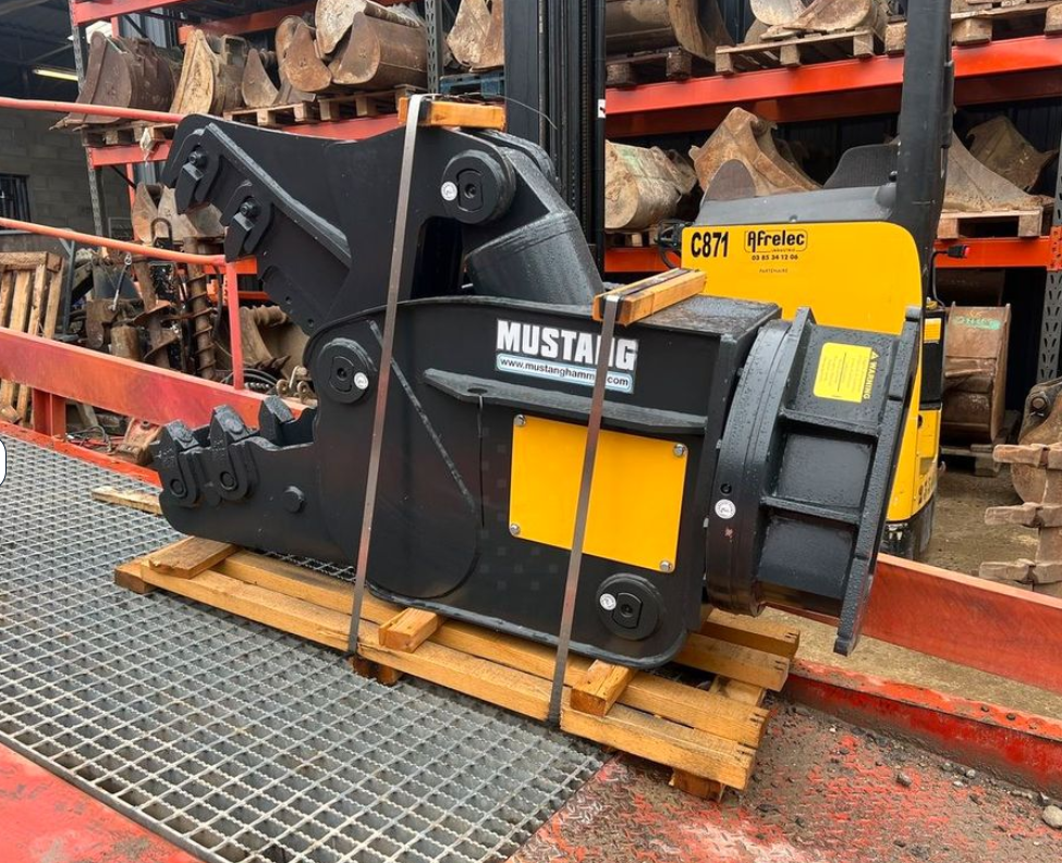 Croc à béton pour pelle de 10T à 16T MUSTANG