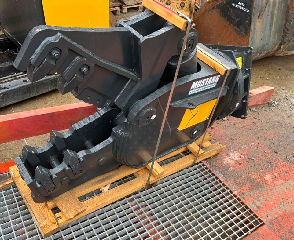 Croc à béton pour pelle de 10T à 16T MUSTANG