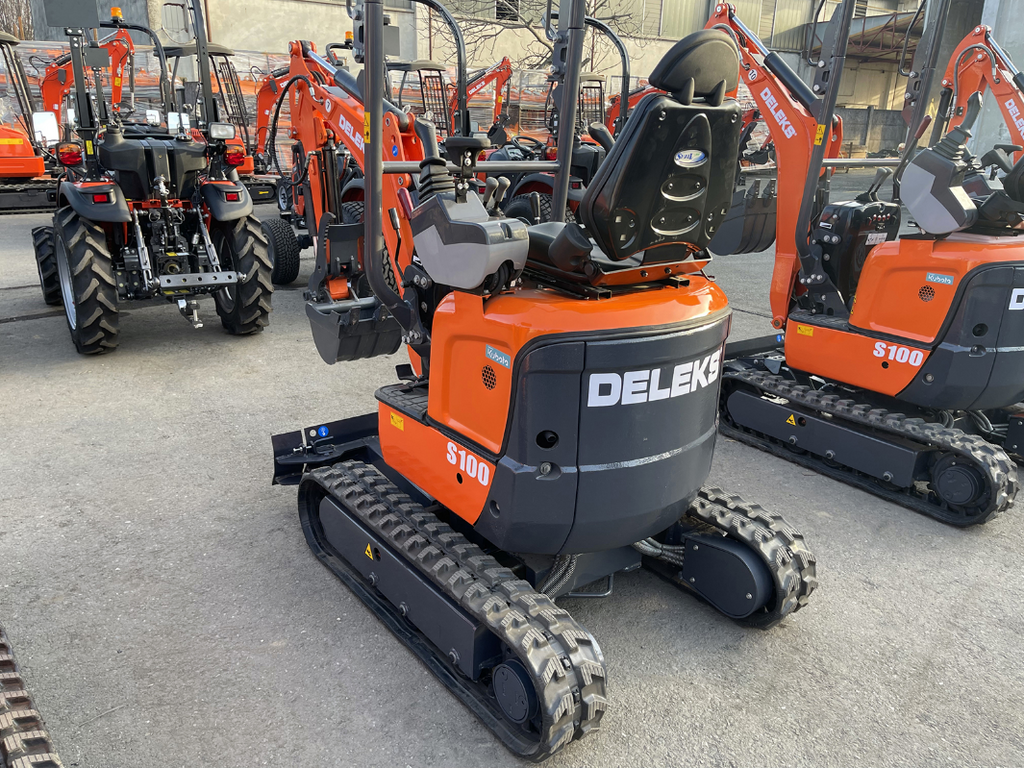 Mini-pelle compacte 1 tonne, moteur Kubota 3 cylindres diesel, déport arrière nul