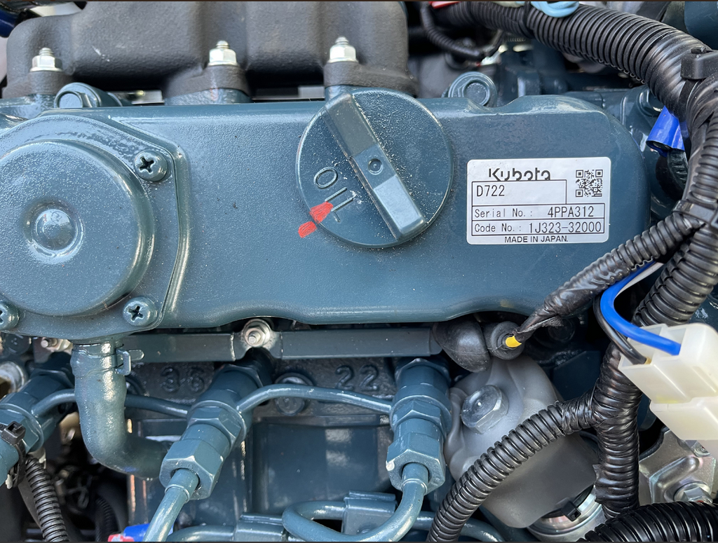 Mini-pelle compacte 1 tonne, moteur Kubota 3 cylindres diesel, déport arrière nul